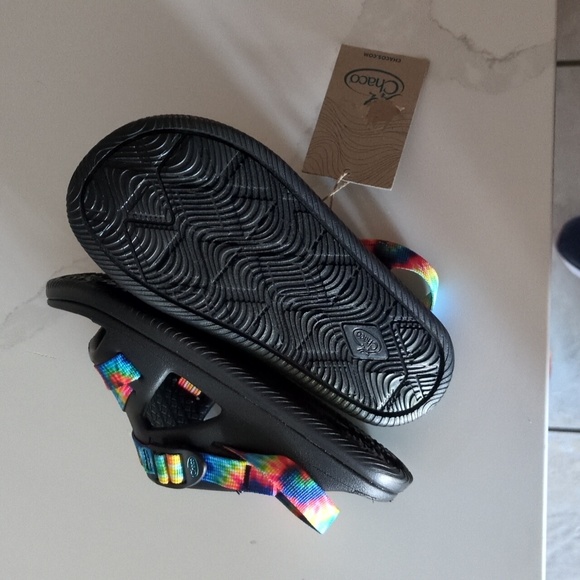 Chaco | Kids | Size 2 | Rainbow | Sandals | NWT - Picture 3 of 4